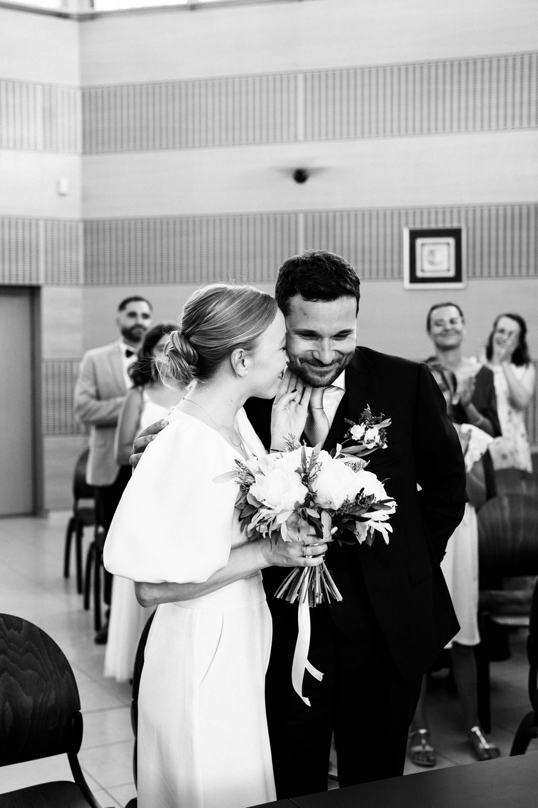 garanceetvanessa-Clemence et Enguerran-mariage a la bastide des hirondelles-0018