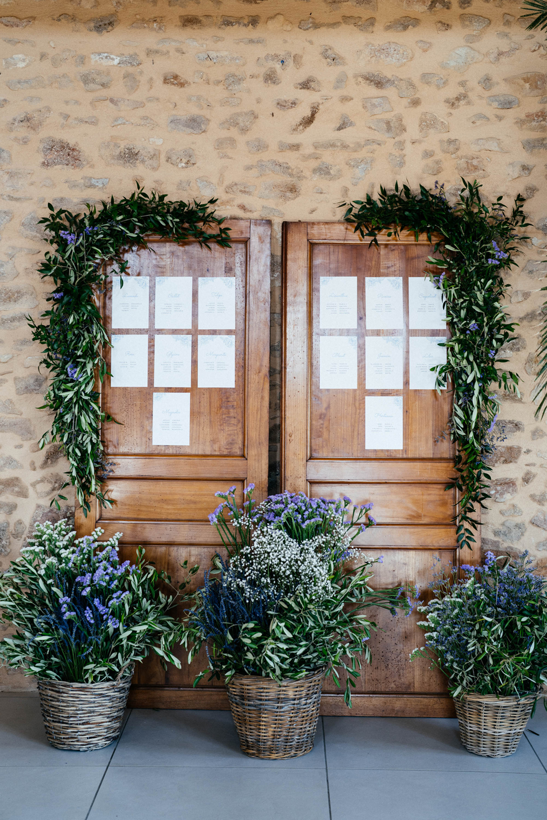 garanceetvanessa-Clemence et Enguerran-mariage a la bastide des hirondelles-0038