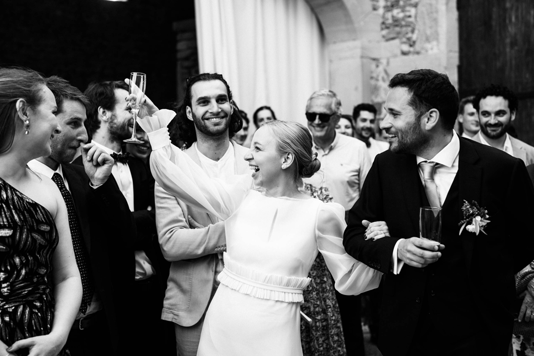 garanceetvanessa-Clemence et Enguerran-mariage a la bastide des hirondelles-0051